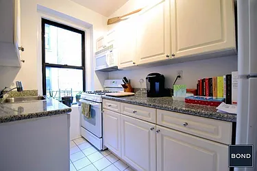 Rented by Bond New York