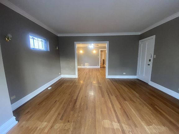4th image of 2237 N Sayre Ave