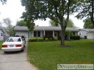 661 Aztec Dr, Carol Stream, IL 60188