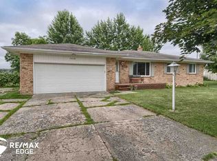 7218 E Bristol Rd, Davison, MI 48423