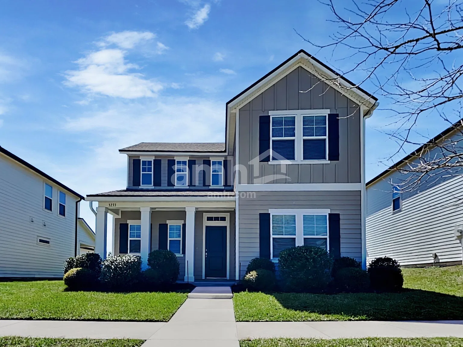 4 bed, 2.5 bath, 2138 sqft, $2,410 — Photo 1