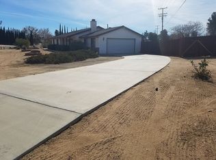 15180 Mandan Rd, Apple Valley, CA 92307