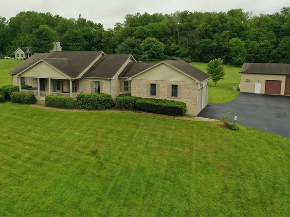 4603 Millrock Rd, New Waterford, OH 44445