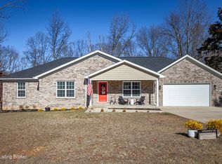 210 Woodview Dr, Brandenburg, KY 40108
