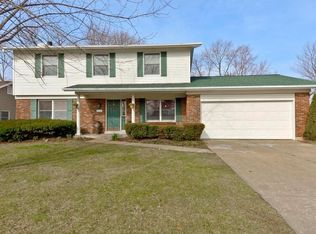 2945 Westerland Ct, Saint Charles, MO