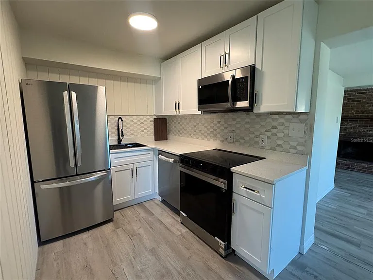 7224 Valiant Ct — Photo 20