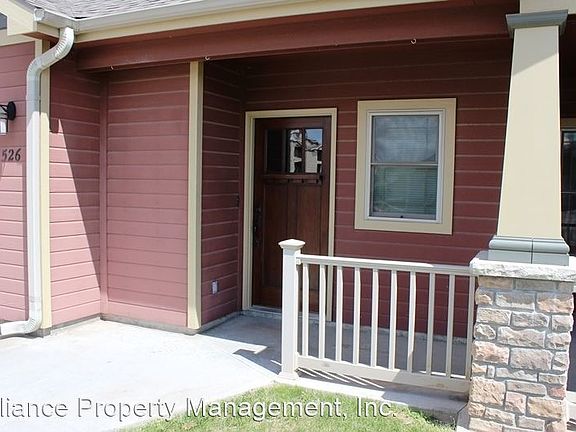 3rd image of 526 Stonedale Dr