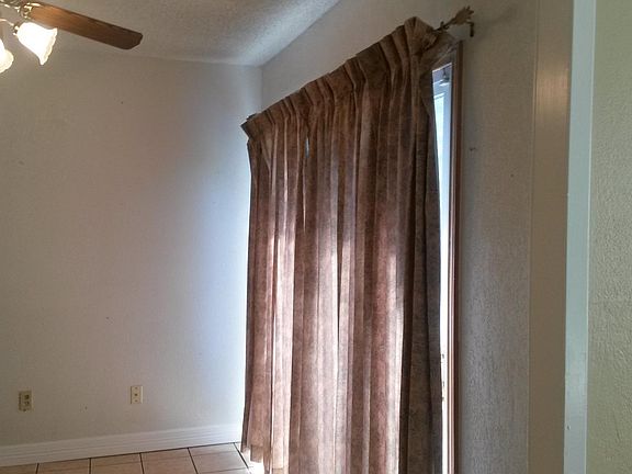 Sliding Door 