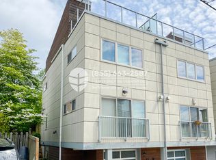 1927C 9th Ave W, Seattle, WA 98119