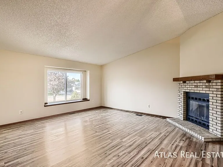 8420 Candleflower Cir — Photo 2
