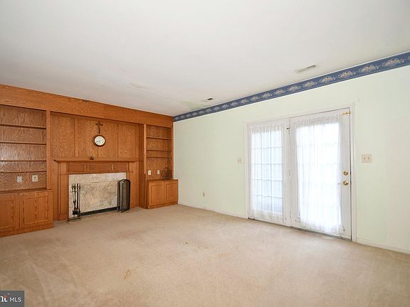 4th image of 1321 Cherokee Ln