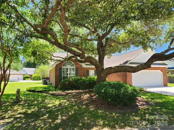 40 Martins Path, Charleston, SC 29414