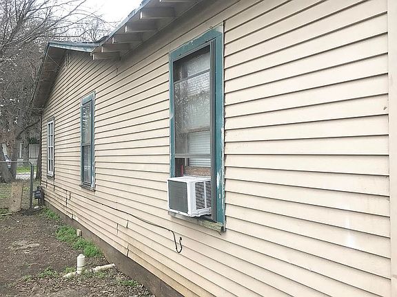3rd image of 143 Bogle St