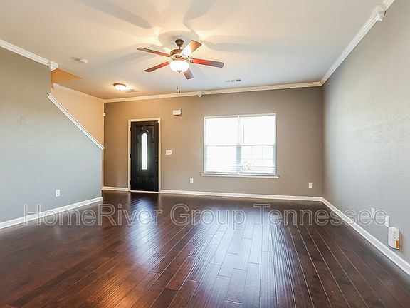 4th image of 703 Yosemite Ct