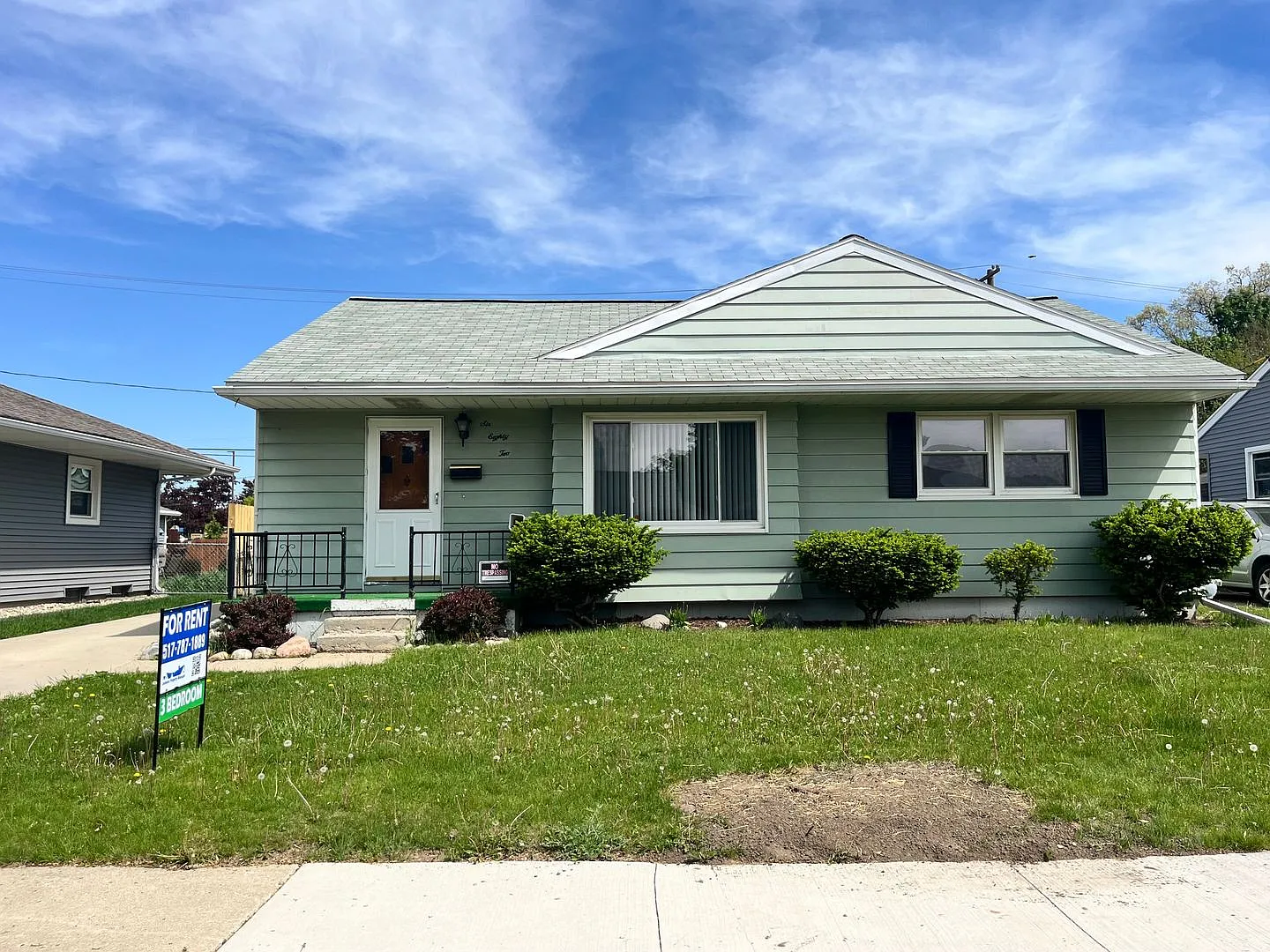 682 Commonwealth Ave. — Photo 1