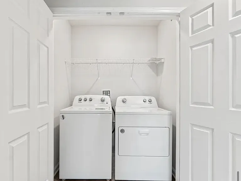 153 Baker Dr — Photo 6