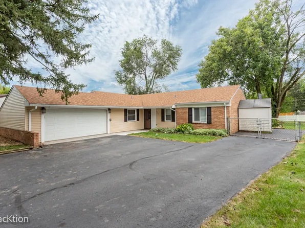 147 Seabury Rd, Bolingbrook, IL 60440