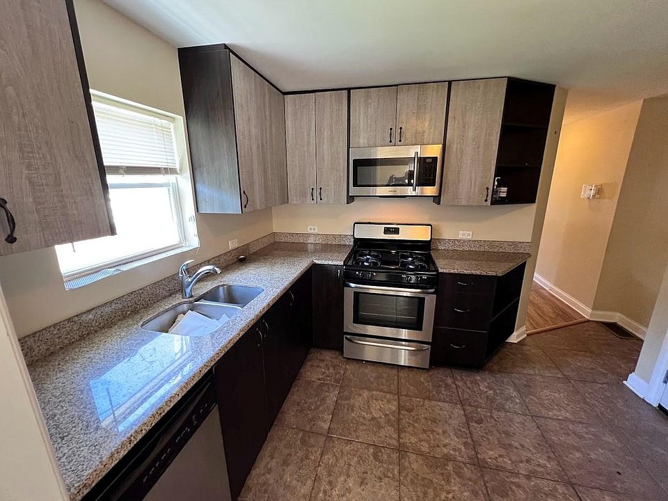 1st image of 7177 W Belden Ave #1W