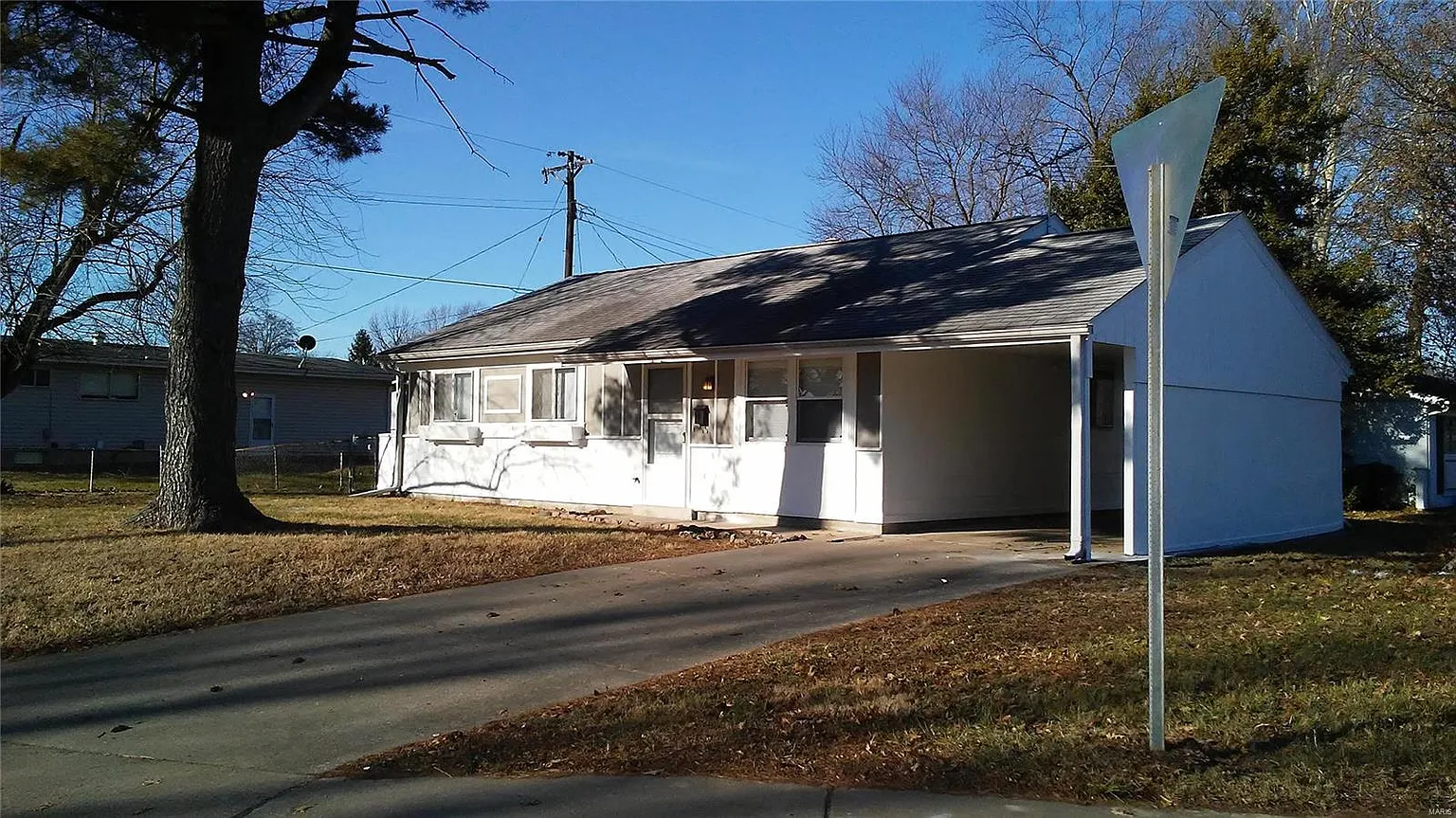 2395 Patterson Rd photo 1