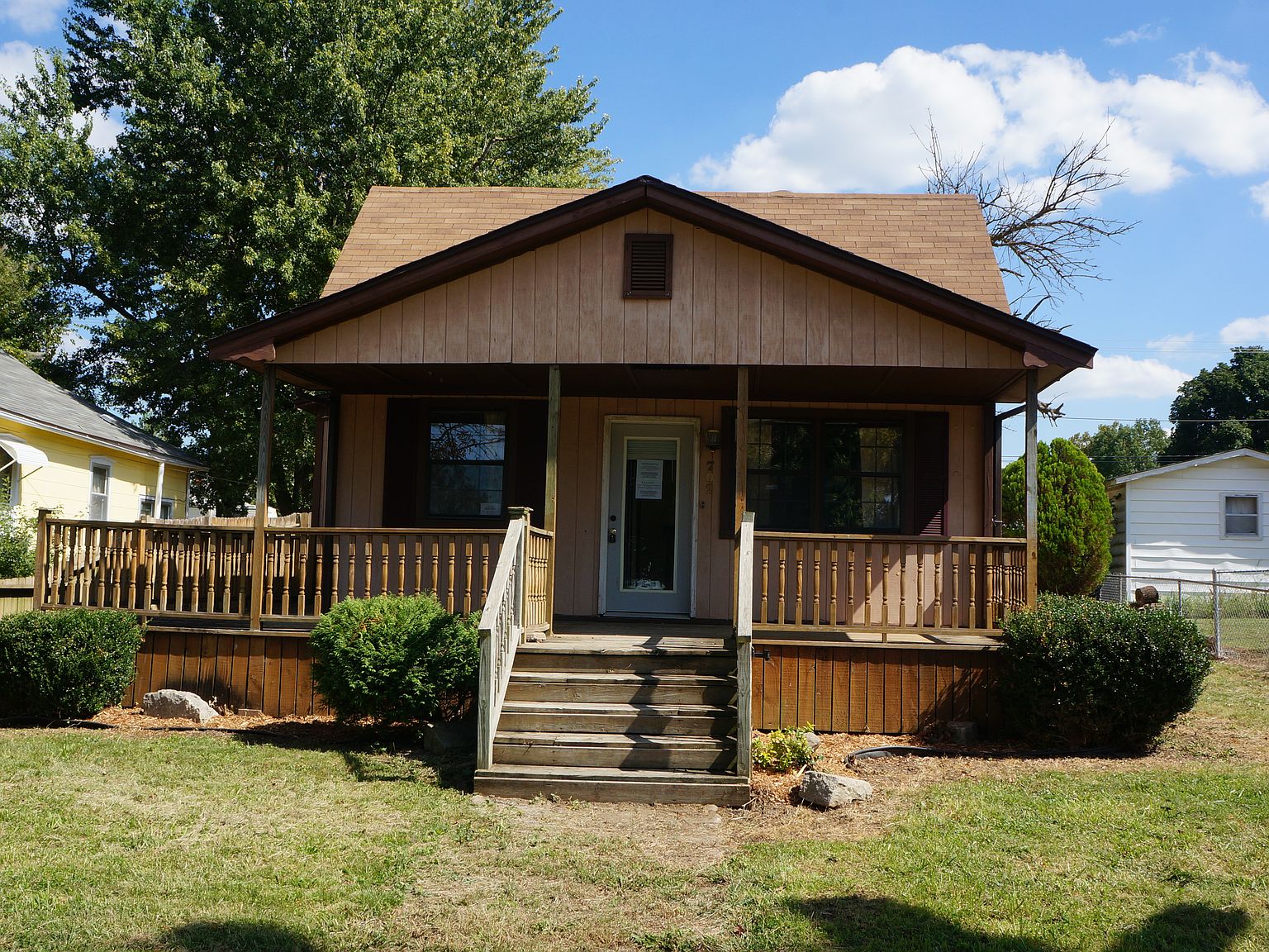 702 N Walnut St, Pierce City, MO 65723 | Zillow