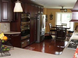 18 Larkin Ln, Garnerville, NY 10923