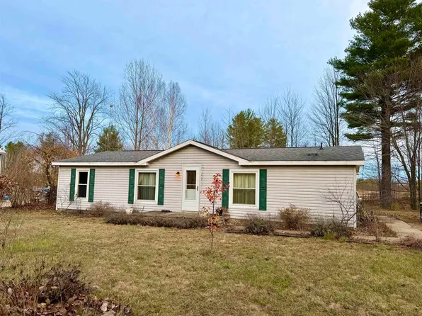 6507 Birch Lake Rd, Kewadin, MI 49648