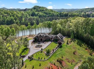 124 Shiners Bluff Dr, Madisonville, TN 37354