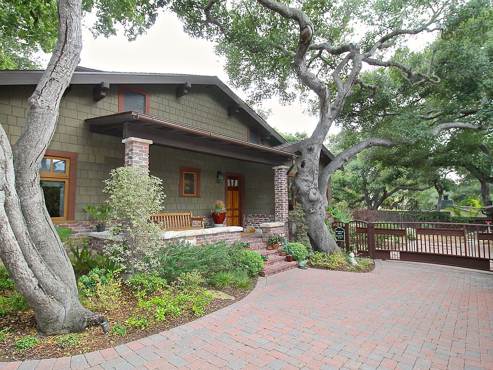 Amazing custom built home