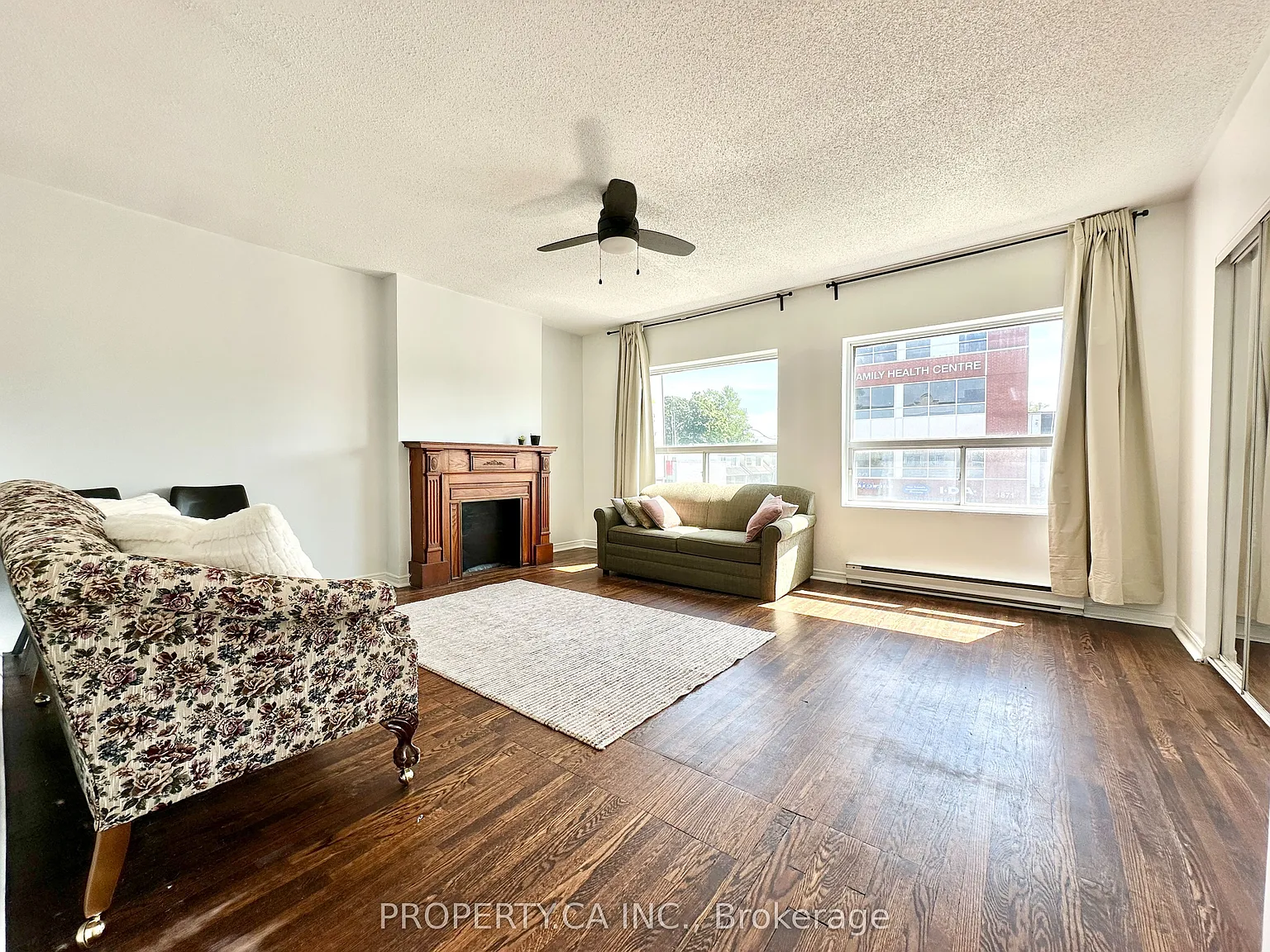 2 bed, $2,500 — Photo 2