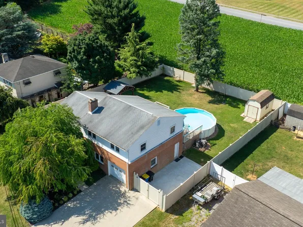 280 Skyview Dr, York, PA 17406