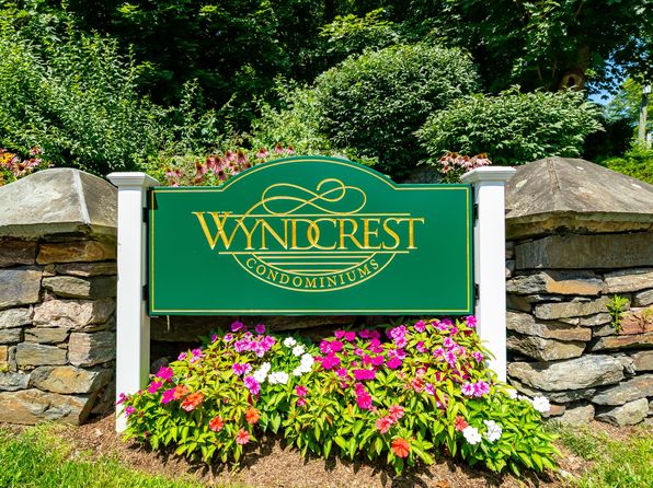 3 Deertree Ln #3