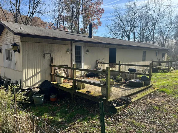 4155 Savage Hill Rd SE, Sugar Grove, OH 43155