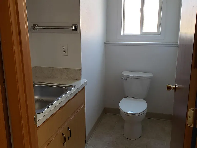 4851 SW Hoffman Ave — Photo 15