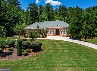 634 Shepherds Xing, Oxford, GA 30054