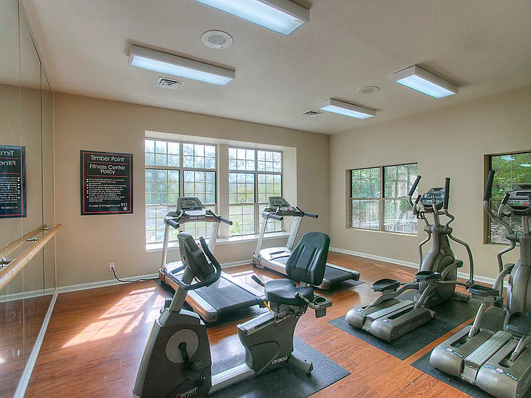Timber Point Apartments — Photo 43