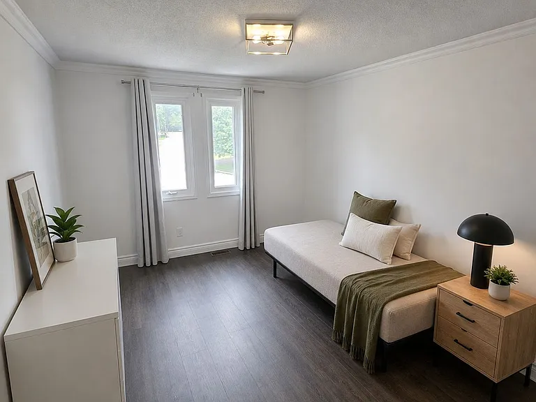 372 Kribs St — Photo 7