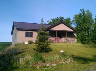 2709 Center Pond Rd, West Burke, VT 05871