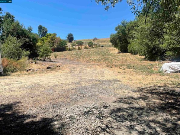 3652 Old Blackhawk Rd, Danville, CA 94506