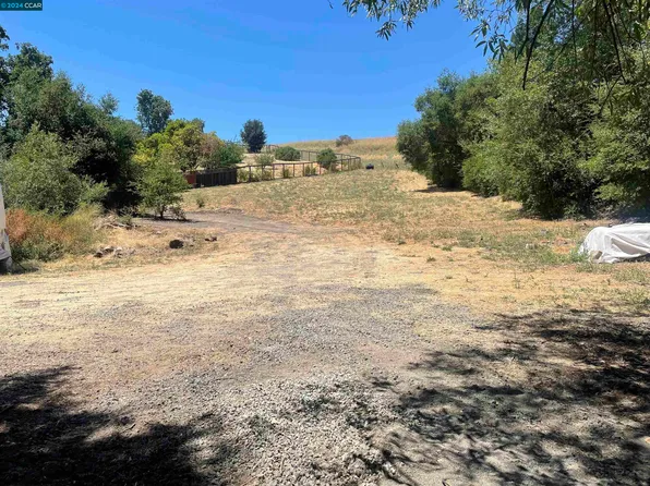 3652 Old Blackhawk Rd, Danville, CA 94506