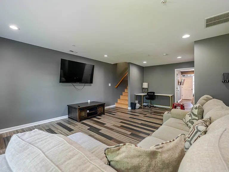 5123 D St SE — Photo 7