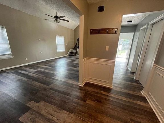 5th image of 1720 Rueger St