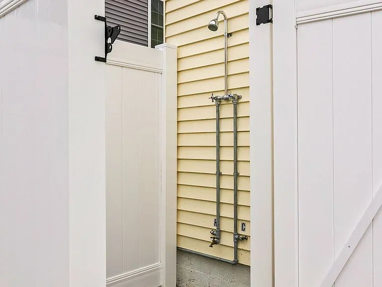 228 N Dudley Ave #ID1309013P — Photo 27
