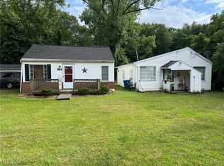 834 State Mill Rd, Akron, OH 44319