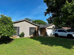4720 NE Macarthur Cir, Lawton, OK 73507