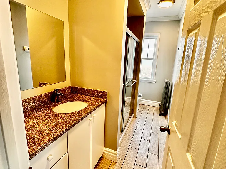 West Pine Apartments — Photo 18