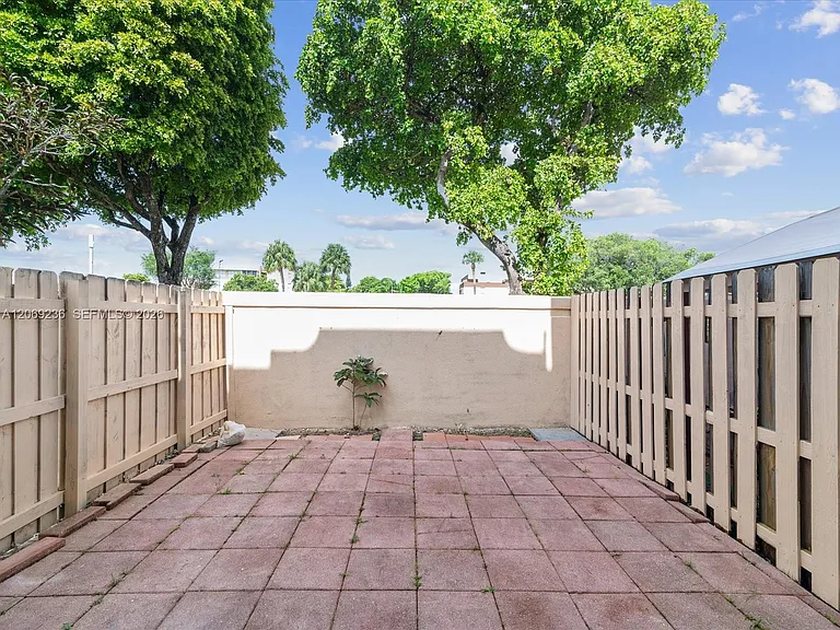 390 NW 86th Pl #201 — Photo 16