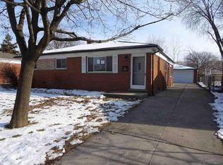 31336 Fairfield Dr, Warren, MI 48088