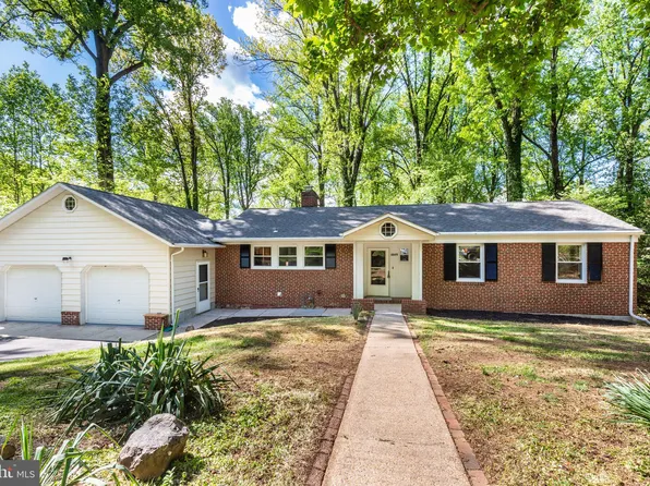 9907 Oakglen Rd, Randallstown, MD 21133