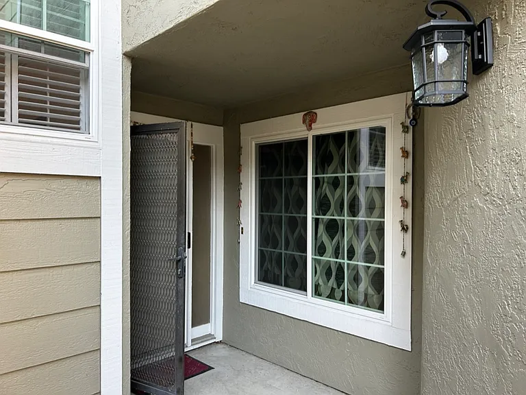 4806 Balthazar Ter — Photo 20