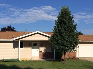 514 1st St, Dike, IA 50624